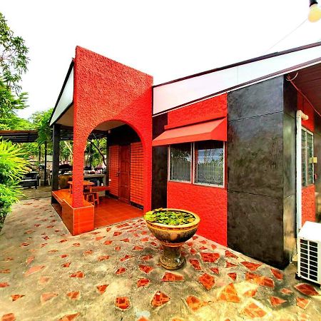 Wilailak Bungalow @ Koh Srichang Szicsang-sziget Kültér fotó