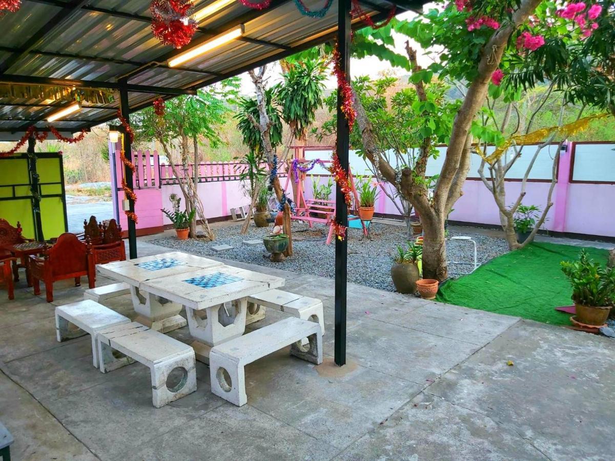 Wilailak Bungalow @ Koh Srichang Szicsang-sziget Kültér fotó