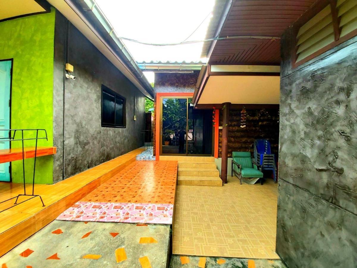 Wilailak Bungalow @ Koh Srichang Szicsang-sziget Kültér fotó