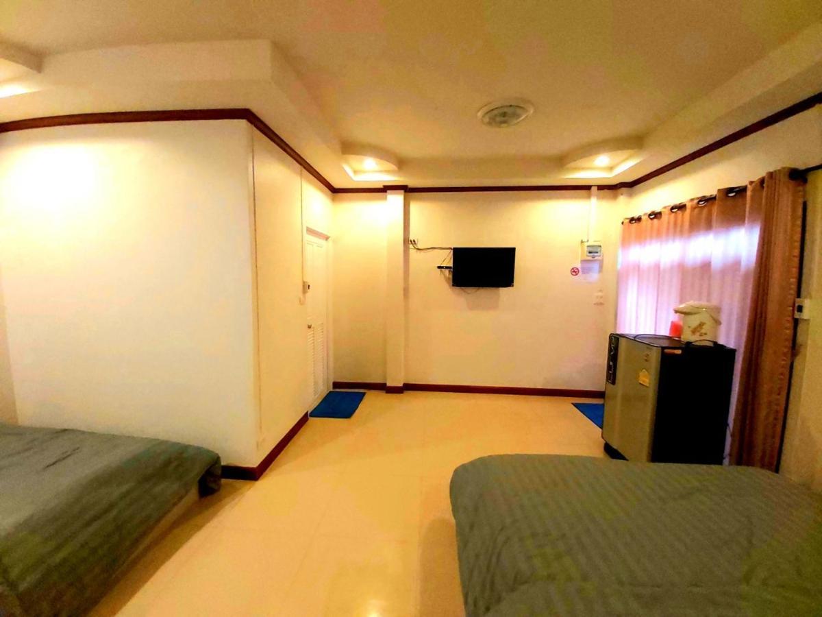 Wilailak Bungalow @ Koh Srichang Szicsang-sziget Kültér fotó