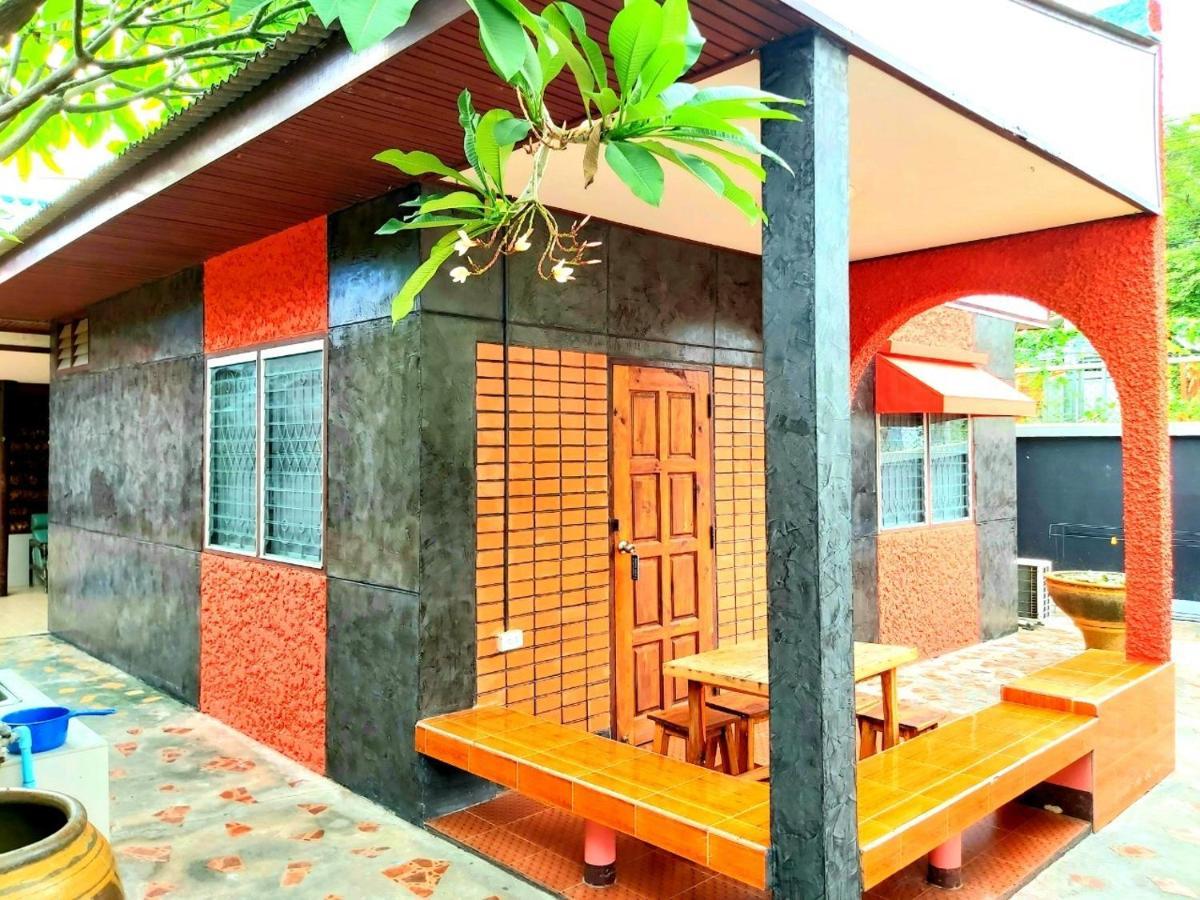 Wilailak Bungalow @ Koh Srichang Szicsang-sziget Kültér fotó