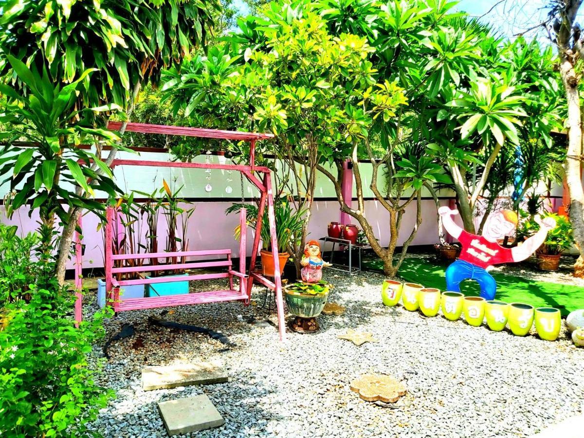 Wilailak Bungalow @ Koh Srichang Szicsang-sziget Kültér fotó