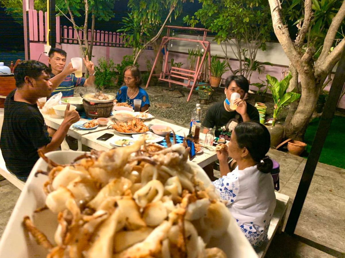 Wilailak Bungalow @ Koh Srichang Szicsang-sziget Kültér fotó