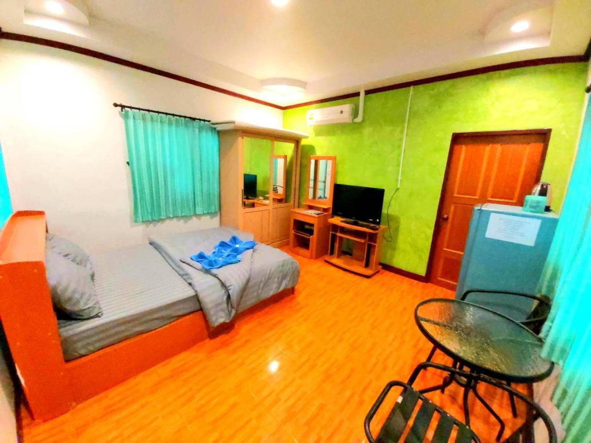 Wilailak Bungalow @ Koh Srichang Szicsang-sziget Kültér fotó