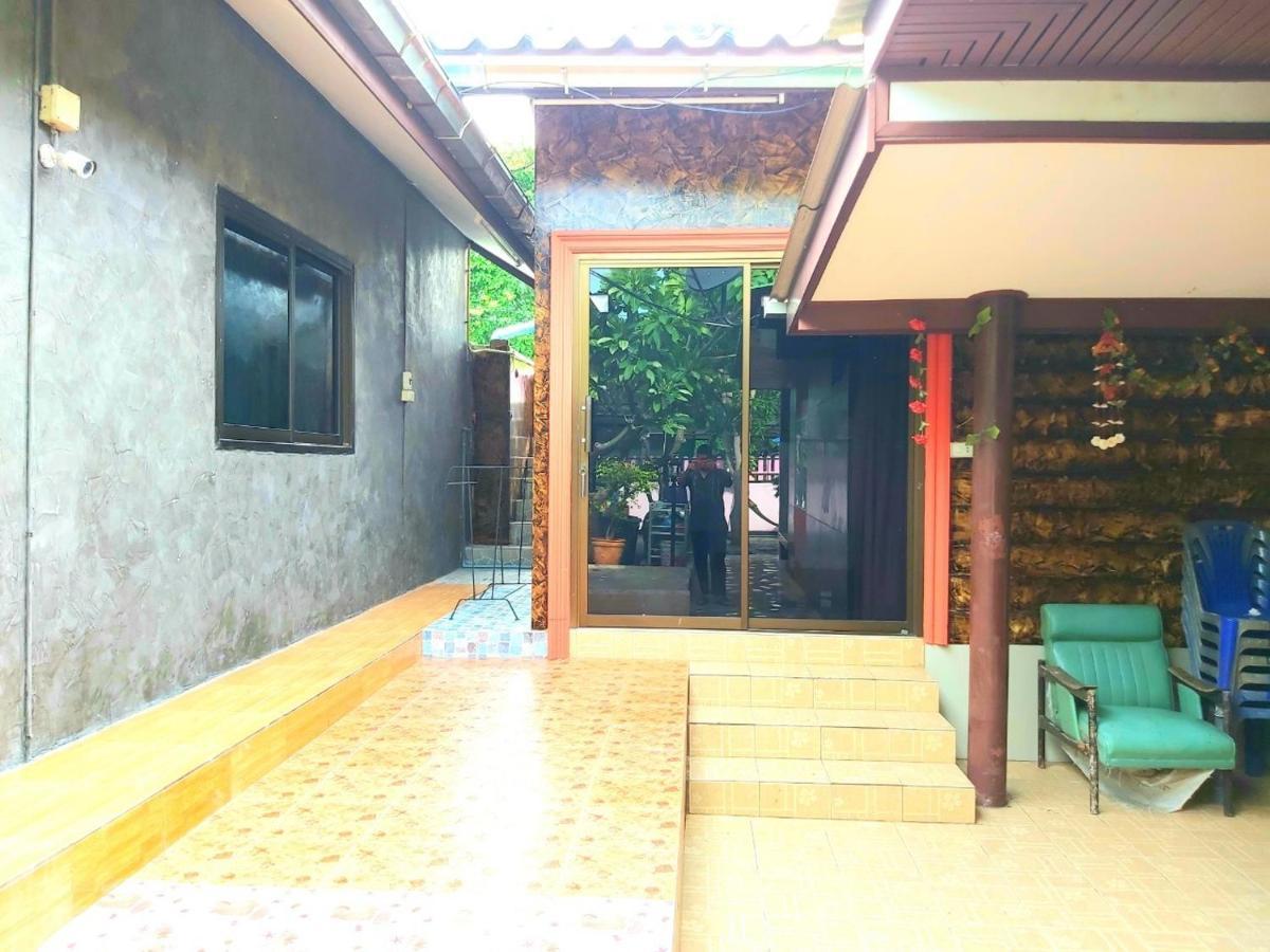 Wilailak Bungalow @ Koh Srichang Szicsang-sziget Kültér fotó