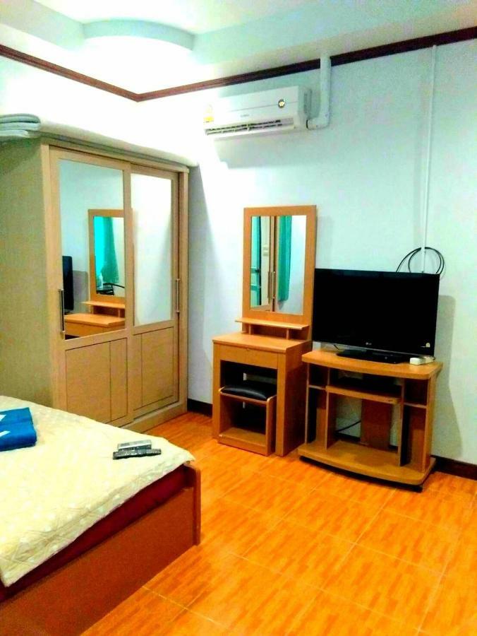 Wilailak Bungalow @ Koh Srichang Szicsang-sziget Kültér fotó
